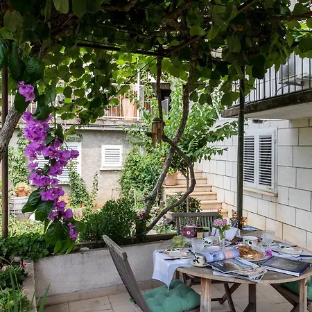 Fanita Apartment